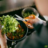 Nożyce kuchenne Fiskars, 18 cm 1075051